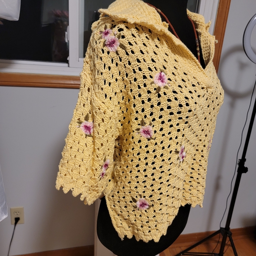 Knitting blouse